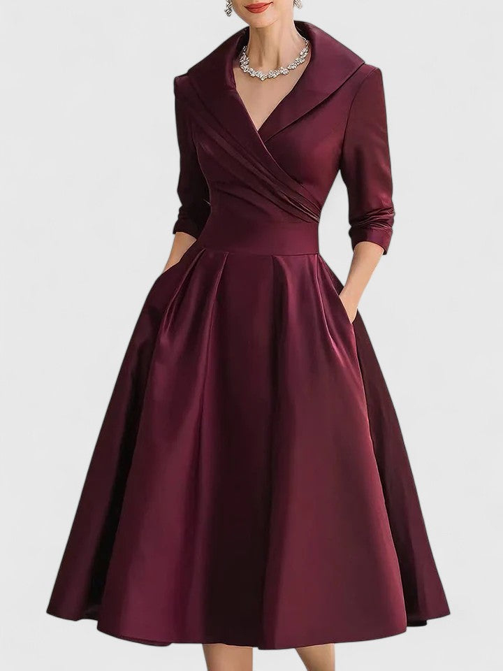 GRETA – ELEGANT KLÄNNING MED KRAGE