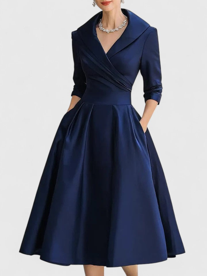GRETA – ELEGANT KLÄNNING MED KRAGE