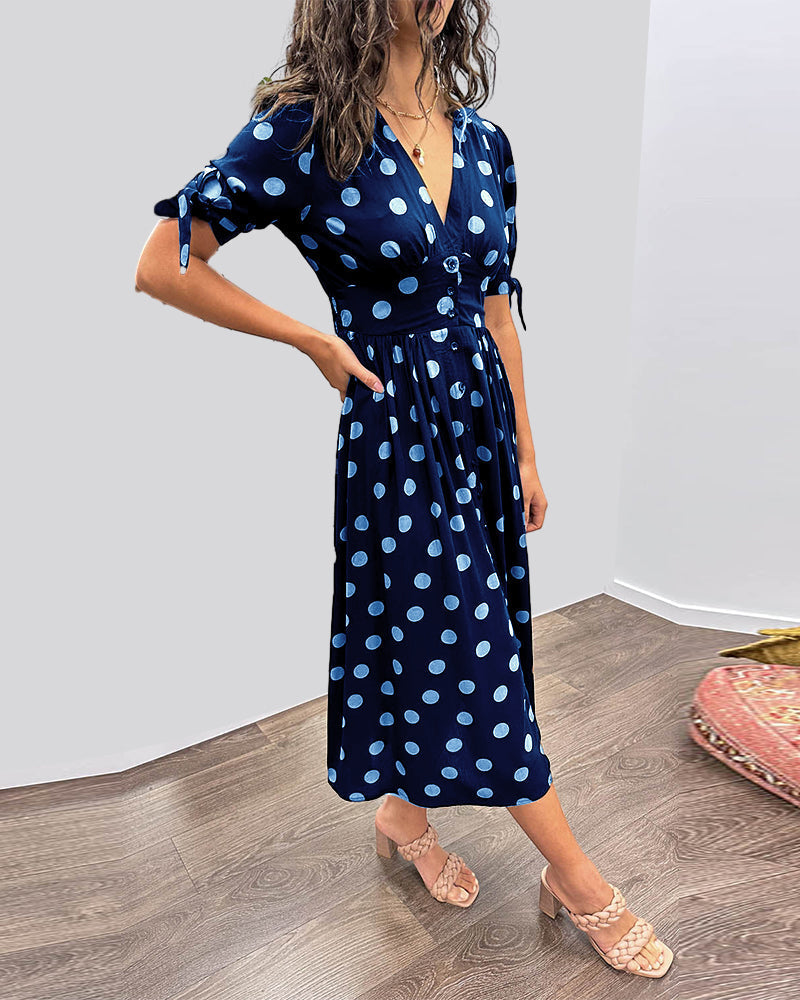 Elva - Elegant Prickig Klänning