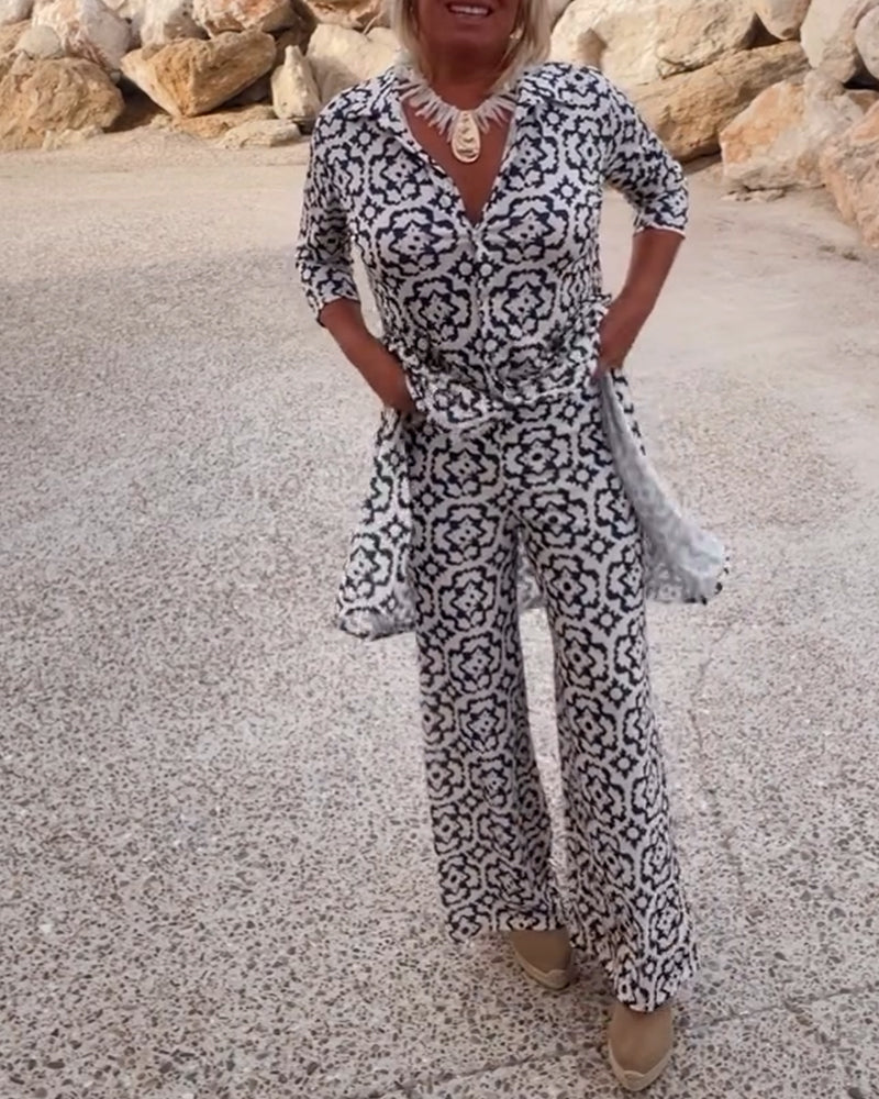 Elva - Vintageinspirerad Ensemble med Revers och Knappar