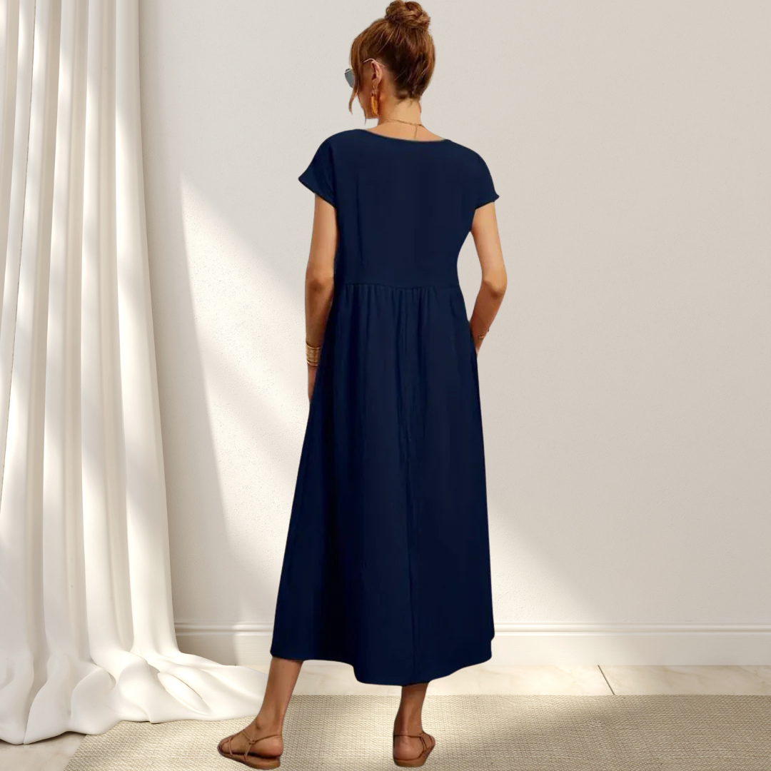 Clio – Elegant Sommarklänning – Lätt, Smickrande & Täcker Magen