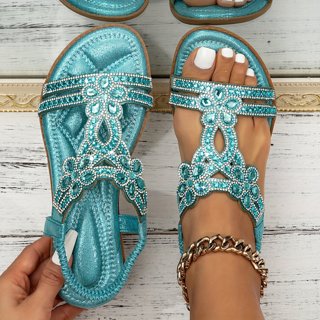 Isolde - Eleganta & Bekväma Sandaler med Hälrem