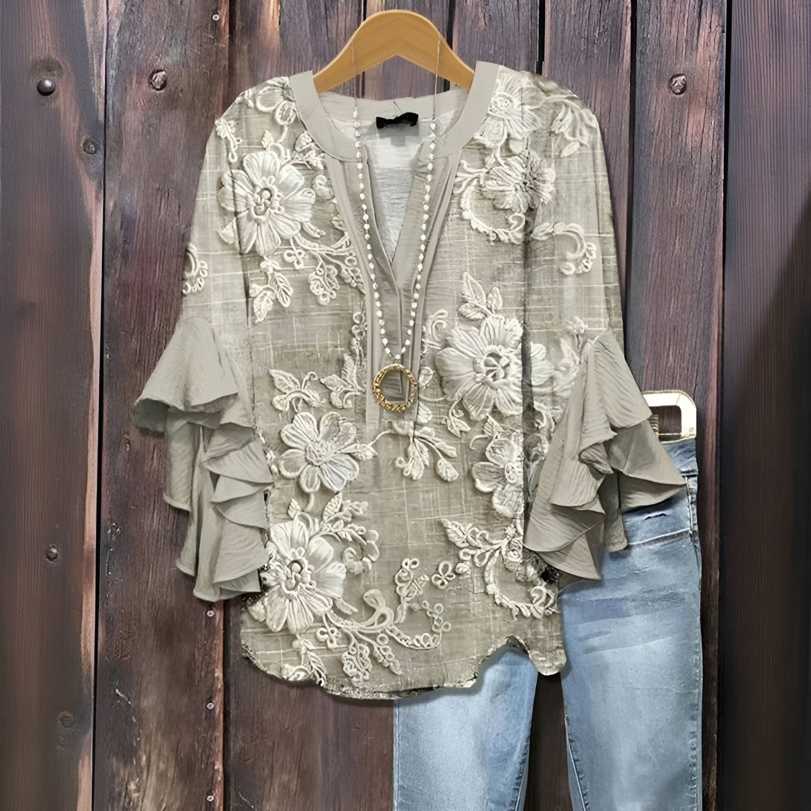 Vireya - Ledig Blus med Bladmotiv