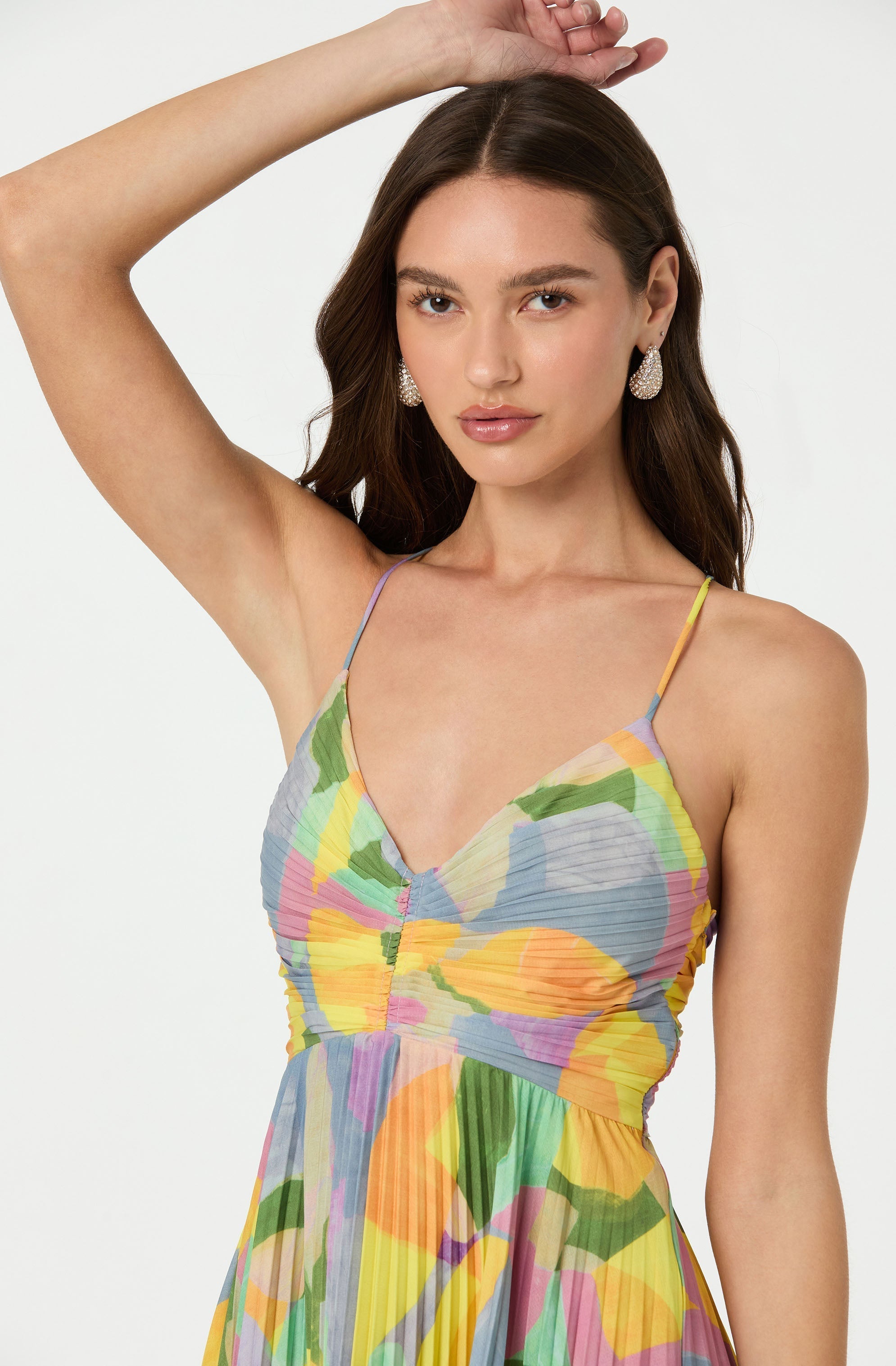 Roza - Plisserad Maxi Sommarklänning Med Blommönster