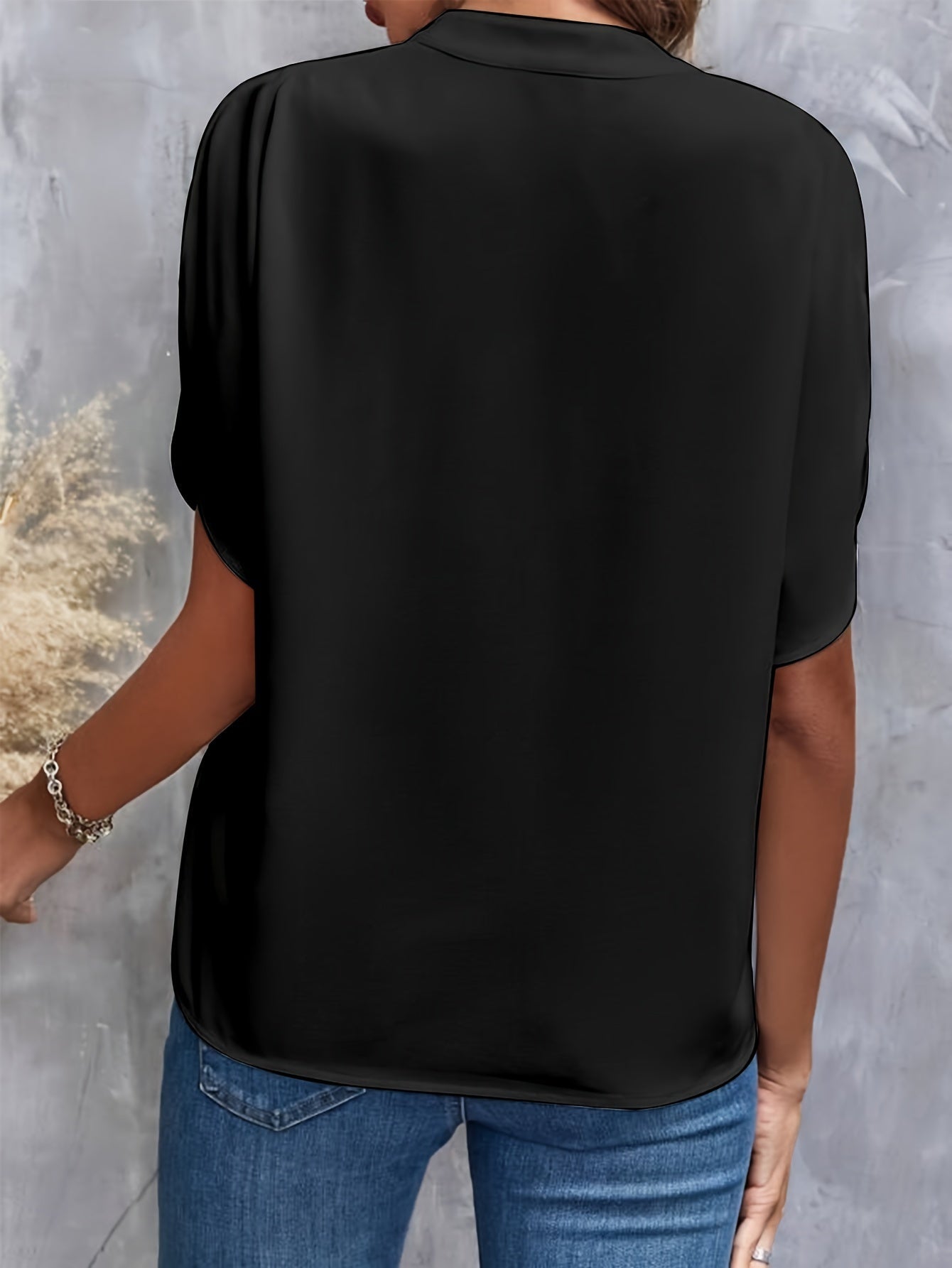 Vivi - Elegant Lätt Blus för Kvinnor