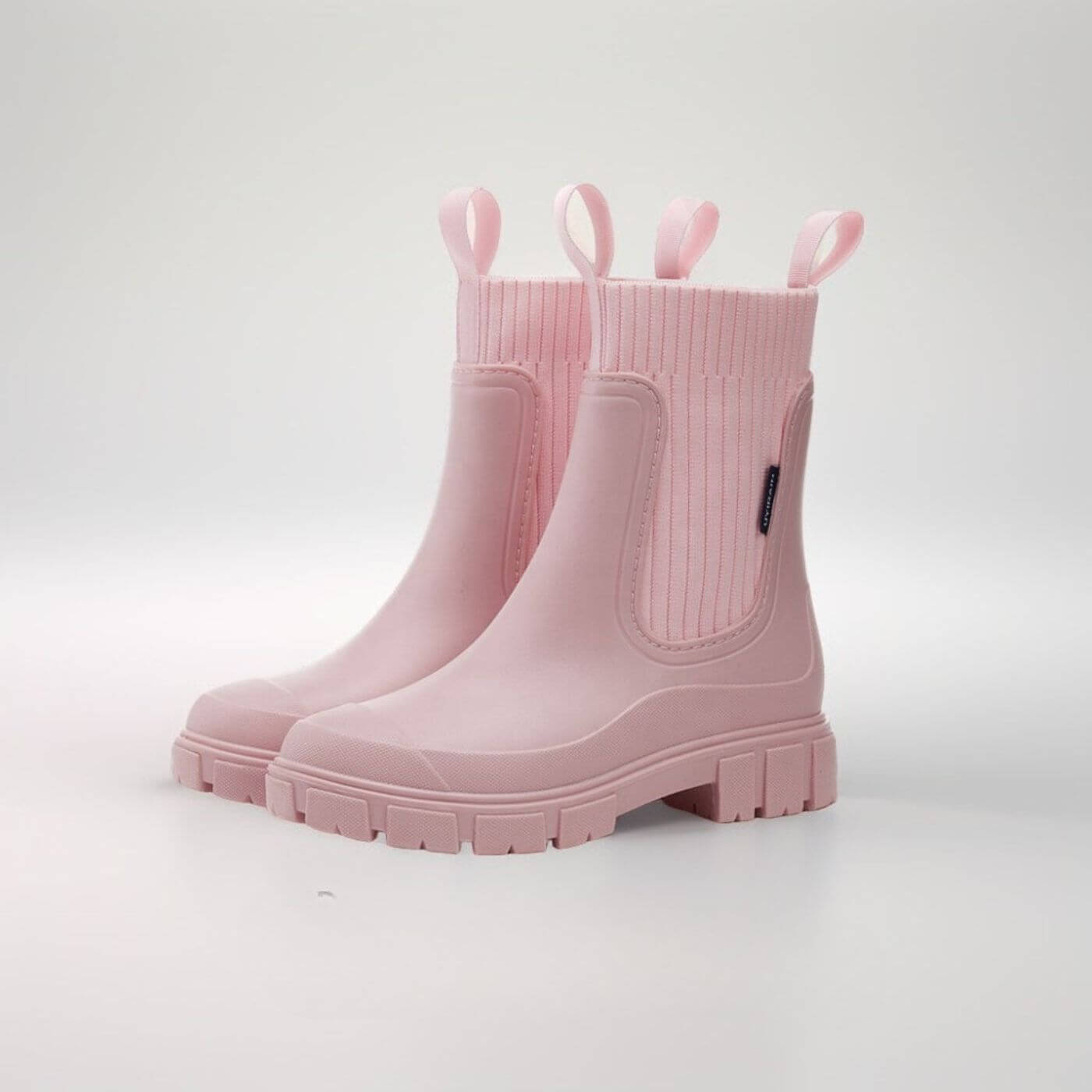 SOFIA – MODERNA CHELSEA BOOTS MED GROV SULA