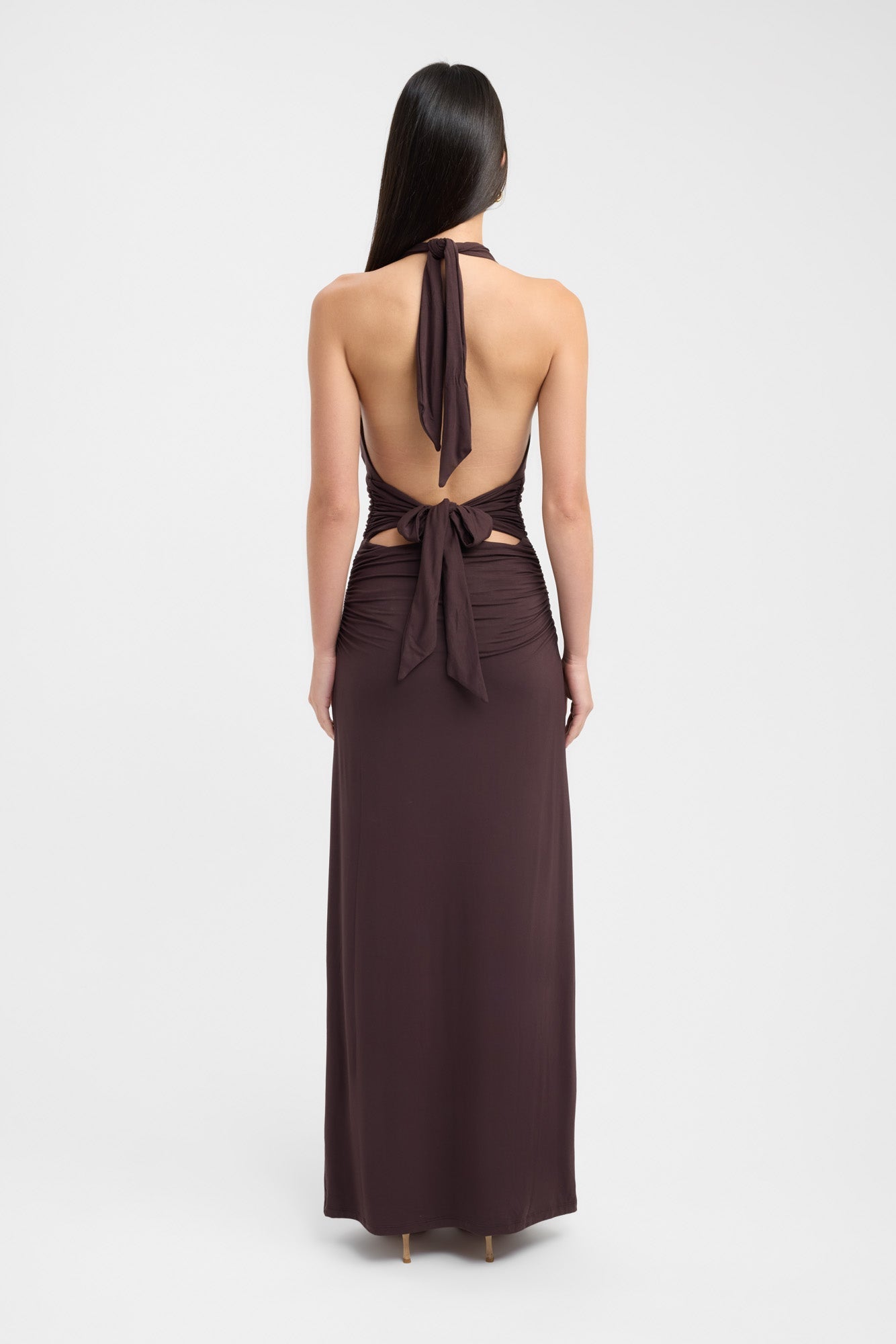 Elva - Elegant Halterneck Maxiklänning