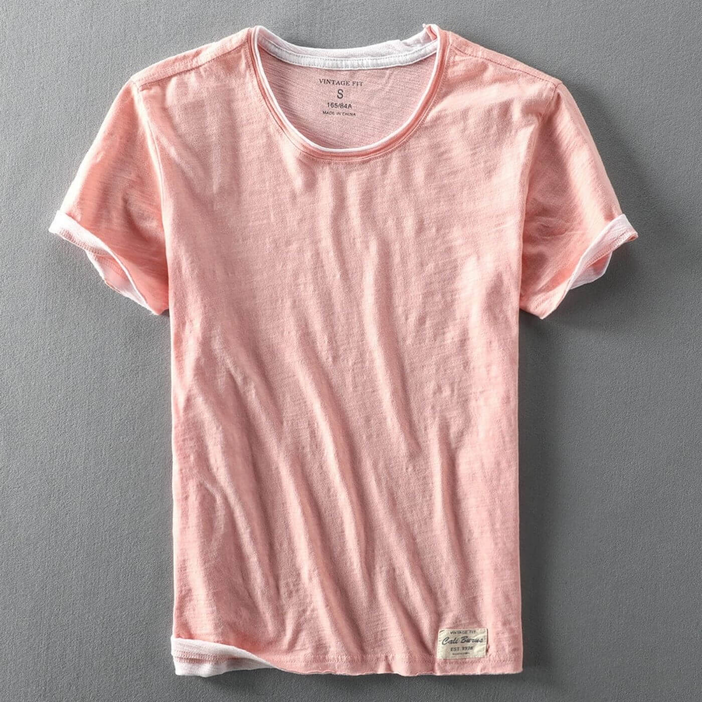 John – Bekväm T-shirt i Hög Kvalitet Perfekt För Sommaren