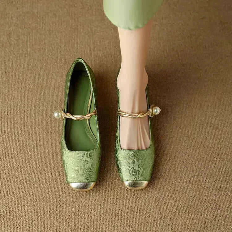 Elva - Mary Janes