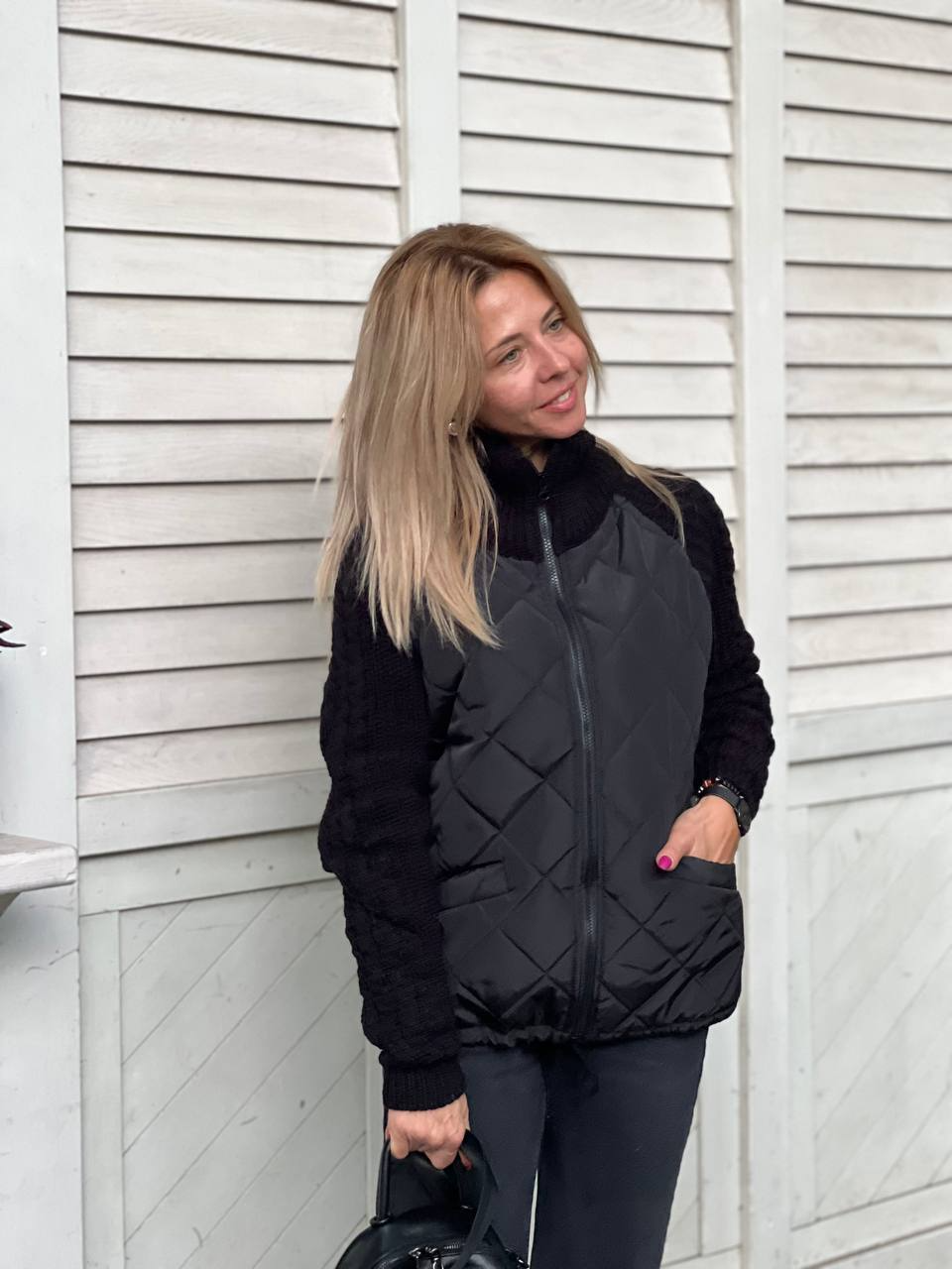 ULRIKA – QUILTAD JACKA MED STICKADE ÄRMAR