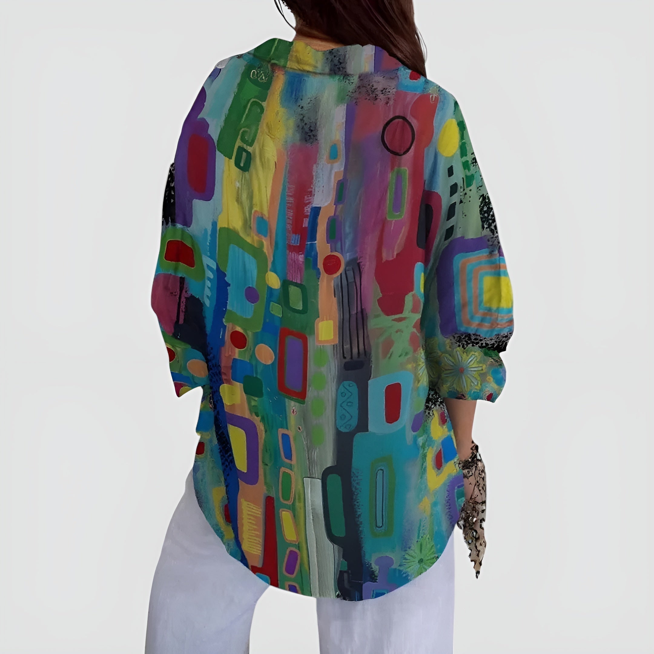 Eleni – Bekväm Blus med Geometriskt Mönster