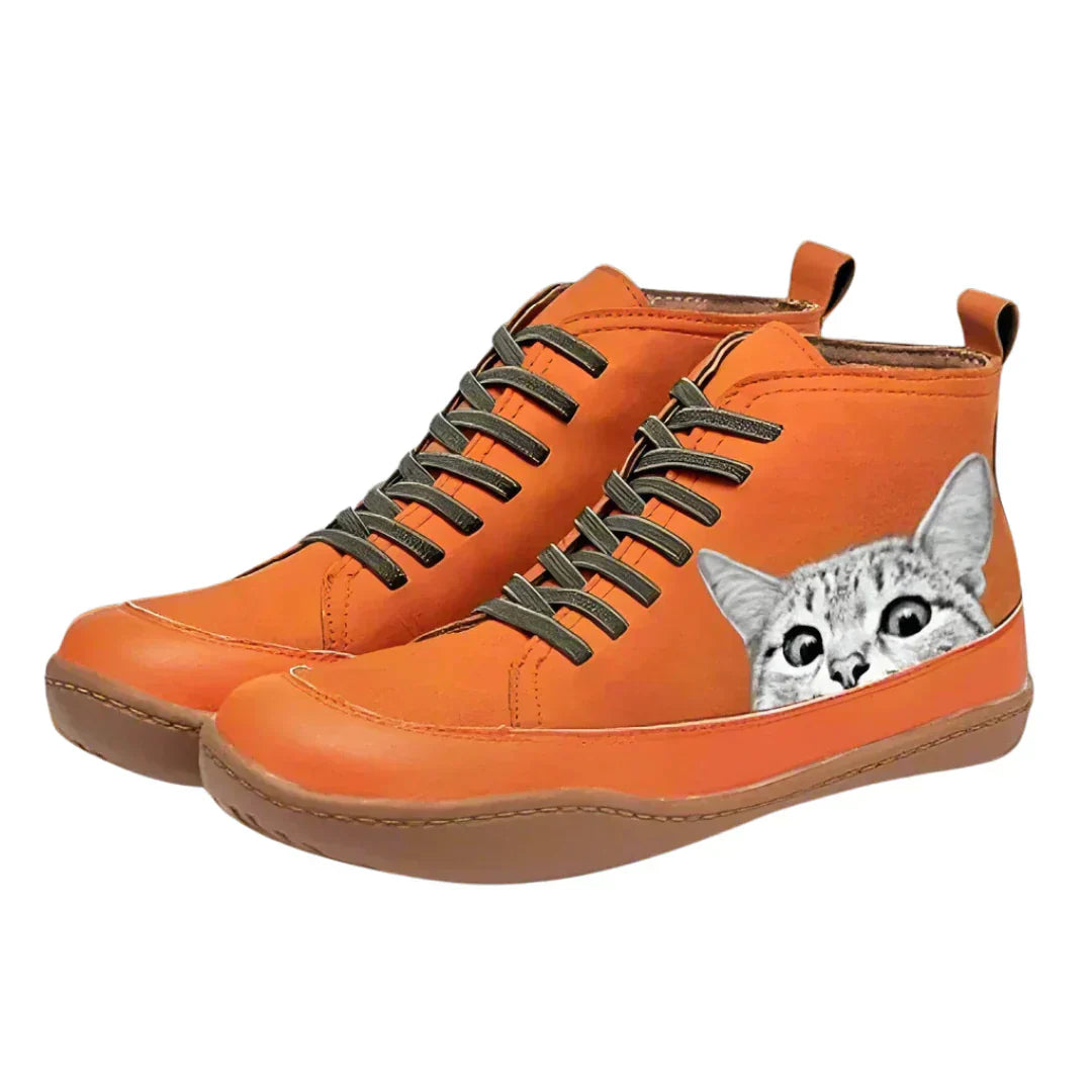 NOVA – LEKFULLA SNEAKERS MED KATTMOTIV