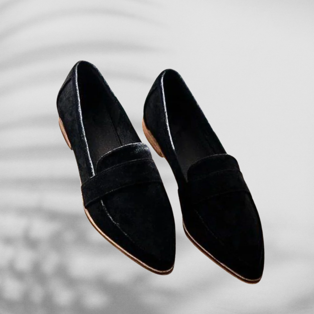 Noemi - Stilren Klassisk Loafer i Mockaimitation
