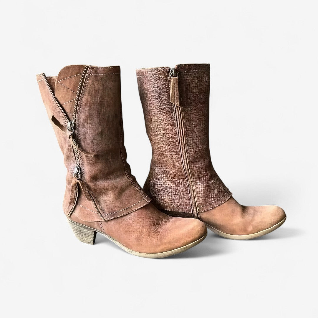 ELSA – MITTLÅNGA BOOTS I LÄDERLOOK