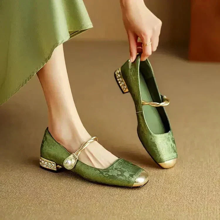 Elva -  Mary Janes