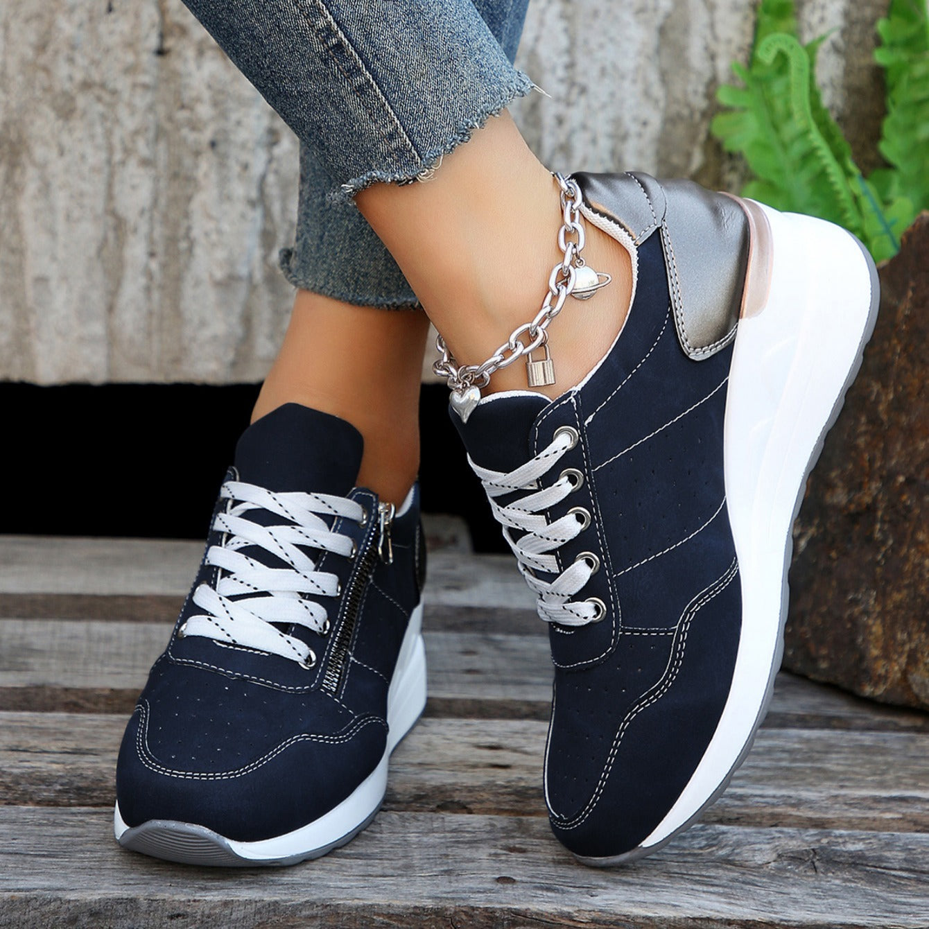 Liv – Ortopediska Bekväma Sneakers