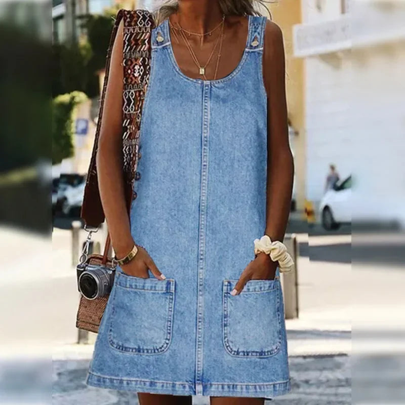 Elva - Praktisk och Lätt Denim Sommarklänning