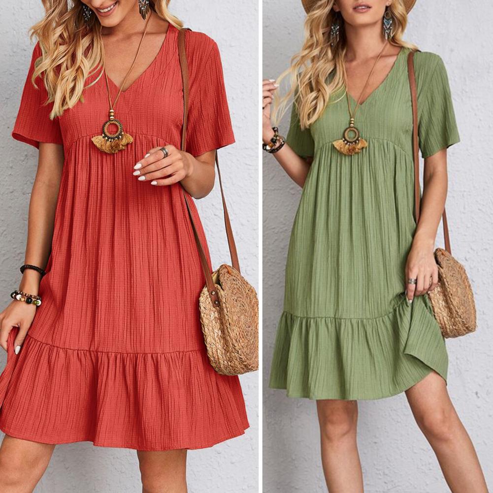 Danielle – Elegant Sommarklänning med Magen Täckande Design